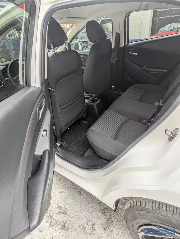 carros - MAZDA DEMIO 2020 3