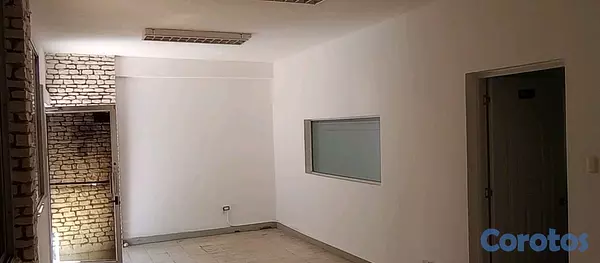 oficinas y locales comerciales - Alquilo Local Comercial en Gazcue  2