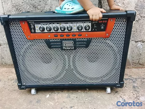 instrumentos musicales - amplificador Roland  ga 212  muy buen sonido.está usado con  con detalles mínimo 4