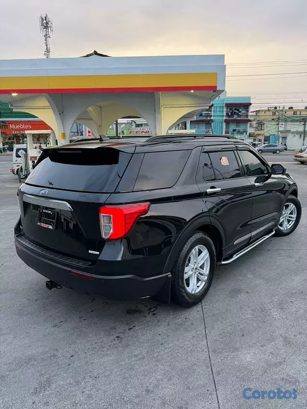 jeepetas y camionetas - Ford Explorer 2021 XLT RWD 6