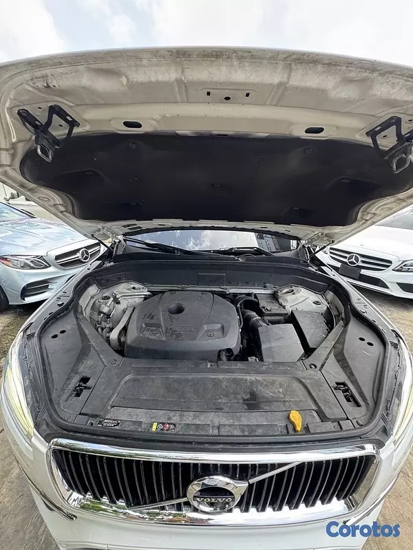 jeepetas y camionetas - Volvo XC-90 T5 Momentum 2018 10