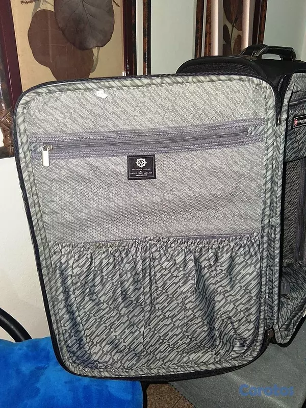 carteras y maletas - Maleta Carry-On Pacific Coast Luggage (Negra)  10