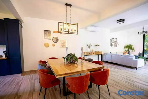 casas vacacionales y villas - Exclusiva Villa en Venta con Áreas Verdes y Piscin 5
