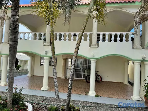 casas - MAJESTUOSA Y EXCLUSIVA CASA  4