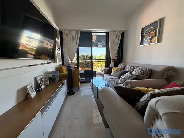 apartamentos - vendo independencia klm 7 piso 3 dos habitaciones dos baños balcón parqueo  10
