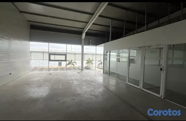 oficinas y locales comerciales - Nave comercial e industrial en bávaro punta cana 3
