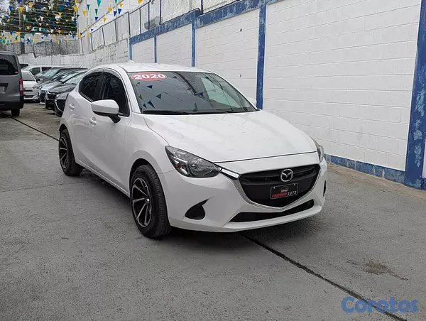 carros - MAZDA DEMIO 2020 4