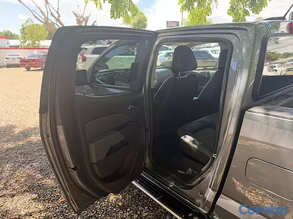 jeepetas y camionetas - CHEVROLET COLORADO 2022 Z71 4X4 V6 AMERICANA 6