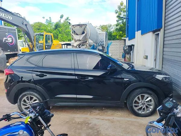 jeepetas y camionetas - HYUNDAI TUCSON 2018 DIESEL tiene el motor roto por 9
