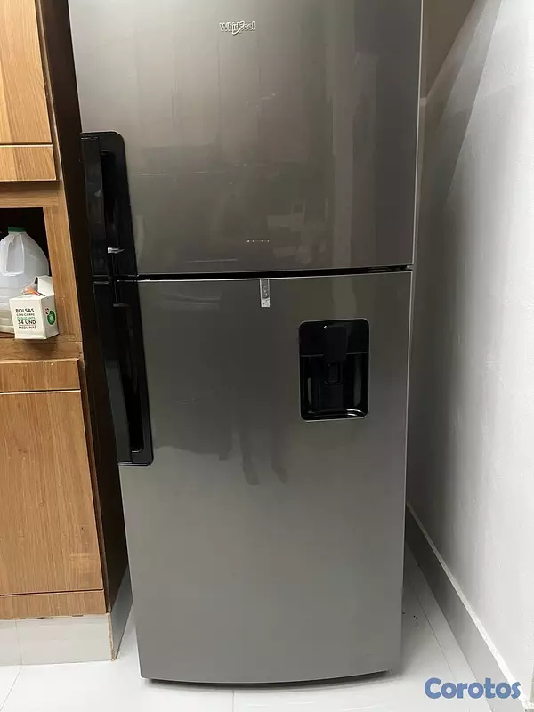 cocina - Nevera  whirlpool  2