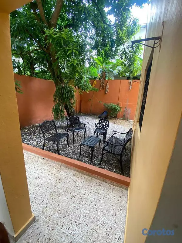 casas - Casa en venta de 3 habitaciones 2 baños en venta e 9