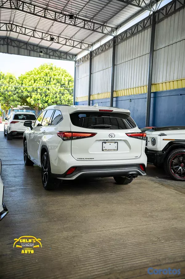 jeepetas y camionetas - Toyota Highlander XSE 2021 Recien Importada Clean 4