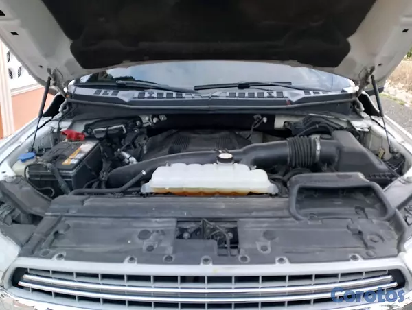 jeepetas y camionetas - Ford lariat 4x4 2018 5
