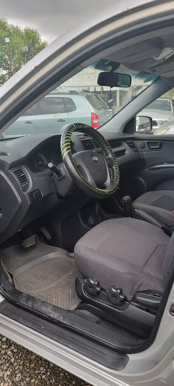 jeepetas y camionetas - KIA SPORTAGE  2006 8