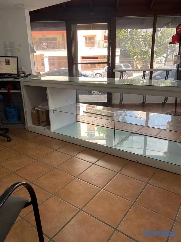 oficinas y locales comerciales - LOCAL COMERCIAL  4