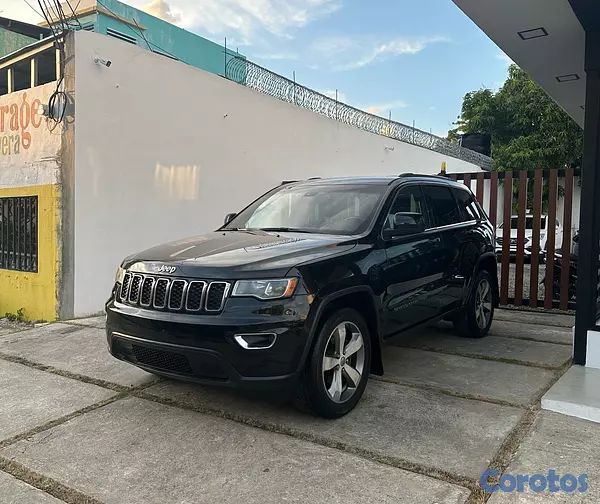 jeepetas y camionetas - JEEP GRANDCHEROKEE 2017 2