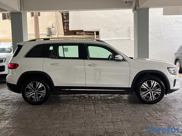 jeepetas y camionetas - Mercedes-Benz Clase GLB 200 2026 3