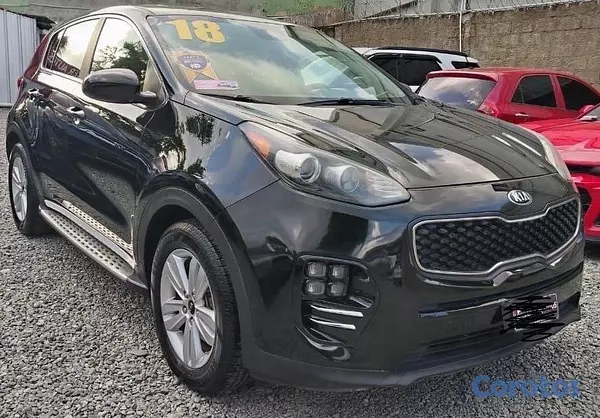 jeepetas y camionetas - Venta o traspaso Kia Sportage 2018. Venta RD$1,000,000 neg./ Traspaso RD$400,000 3