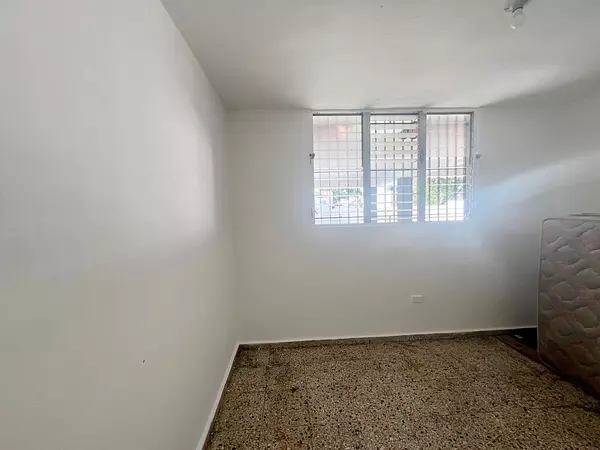 casas - Propiedad comercial  8