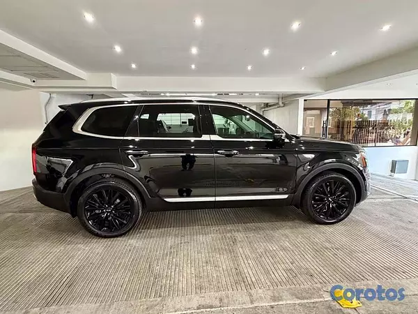 jeepetas y camionetas - 2021 Kia Telluride SX AWD - Recien Importada!  3