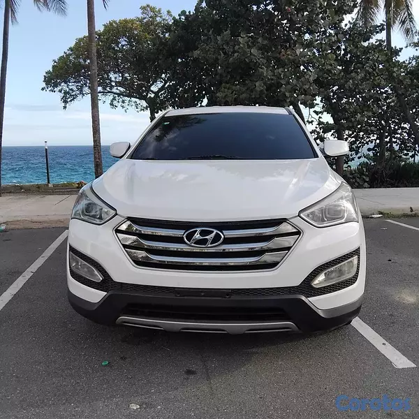 jeepetas y camionetas - Hyundai Santa Fe año 2016 3