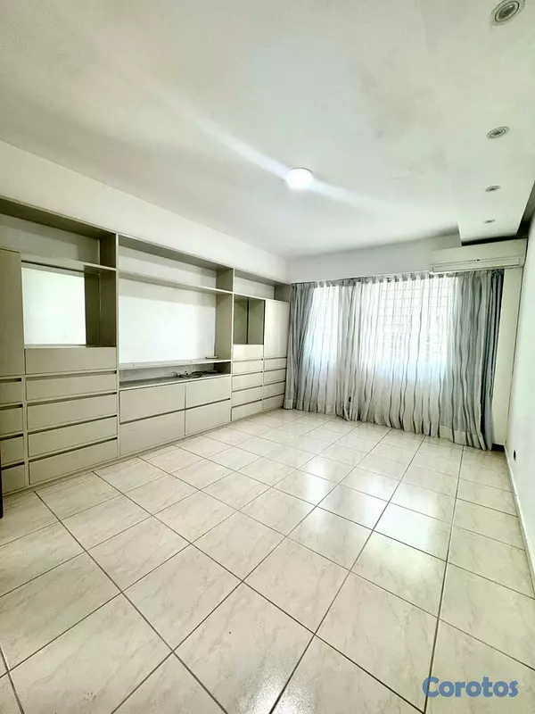 penthouses - Vendo Penthouse de 4 Habitaciones con 400 Metros e 15