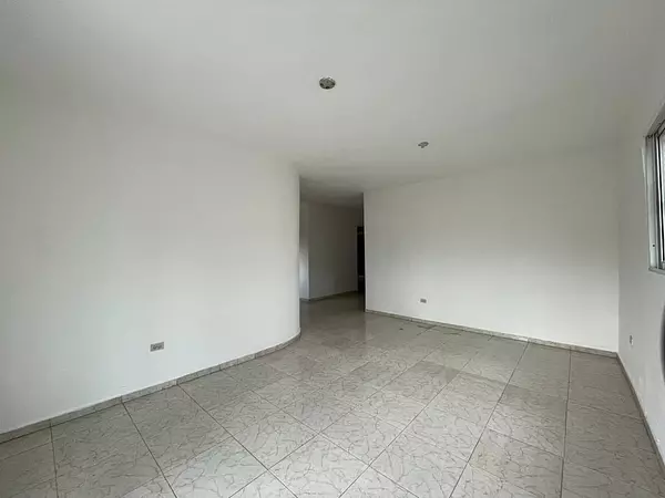 casas - Casa de dos niveles los rosales 2