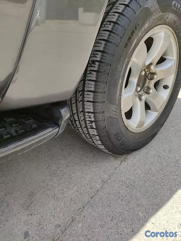 jeepetas y camionetas - Toyota four Runners 2004  en muy buen estado. 4