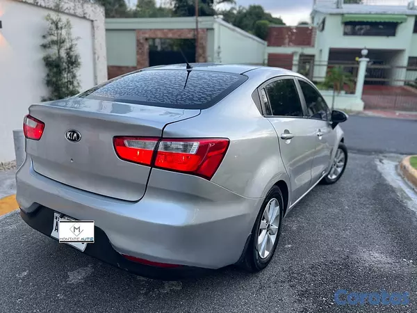 carros - Kia Río LX 2016 7