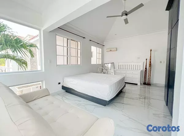 casas vacacionales y villas - Vendo Casa en residencial cerrado en 📍Juan Dolio 5