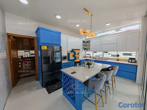 casas - VENDO MODERNA CASA con finos detalles y acabados d 4