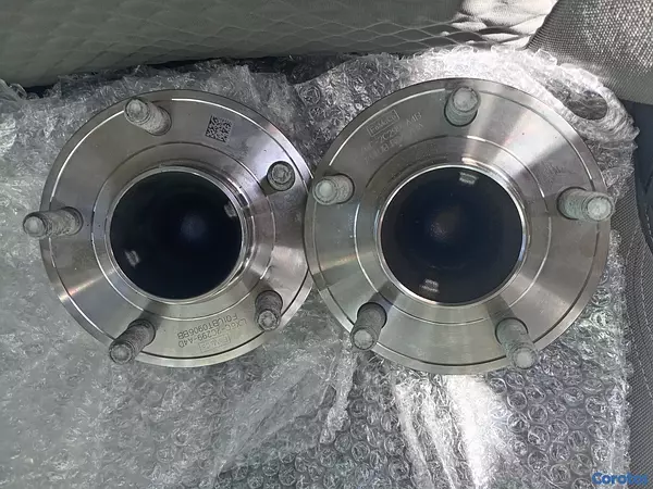 repuestos - Piña Trasera Para Ford Escape SE 2WD  2020 -2024  3