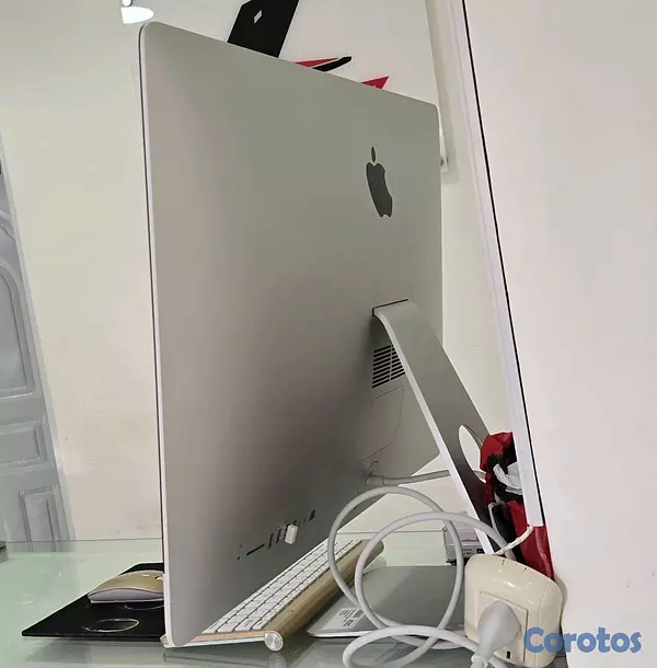 computadoras y laptops - Imac Retina 21.5 Pulg Core i5 Ram 16gb ddr4 Disco 1tb Completa  3