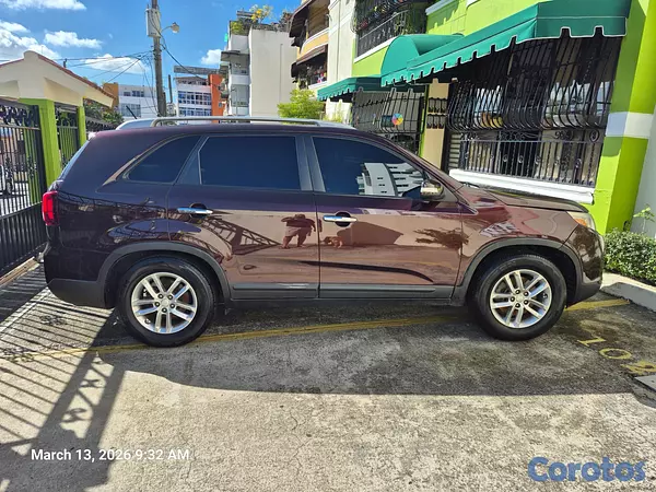 jeepetas y camionetas - 🚗 Kia Sorento 2014 en venta 🚗 7