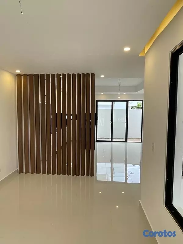 casas - venta de casa en la autopista de san isidro brisa oriental Santo Domingo este  4
