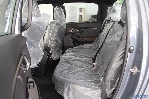 jeepetas y camionetas - Isuzu Dmax Full 2027 2