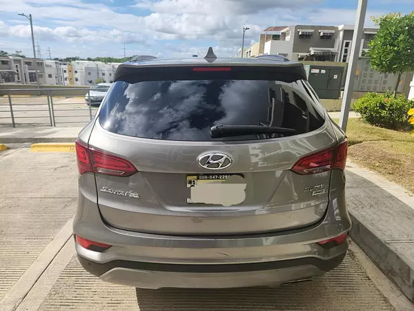 jeepetas y camionetas - hiunday santa fe 2017 2