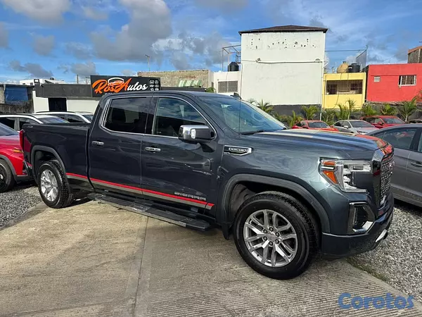 jeepetas y camionetas - GMC Sierra SLT 2020 3