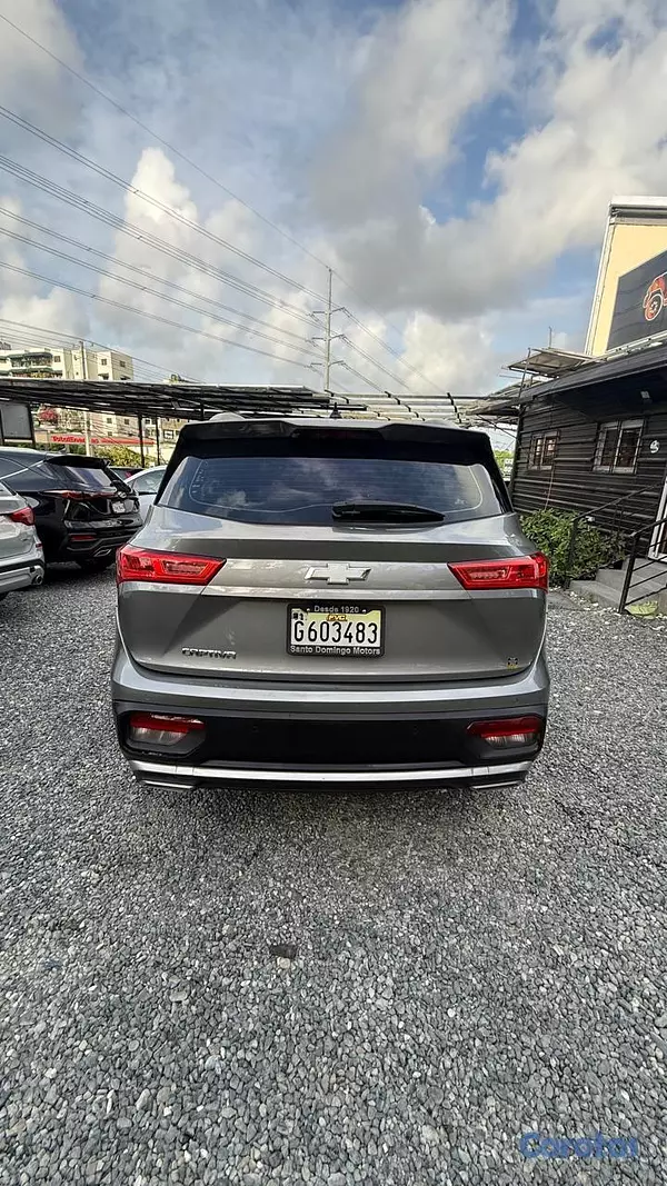 jeepetas y camionetas - Chevrolet Captiva LT 2023 10
