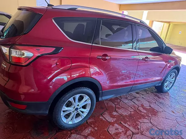 jeepetas y camionetas - Ford Escape SE 2017 2