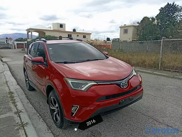 jeepetas y camionetas - Toyota RAV4 LE 2016 2