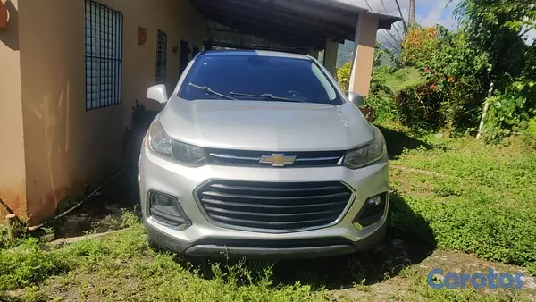 jeepetas y camionetas - Chevrolet Trax LT 2018 2