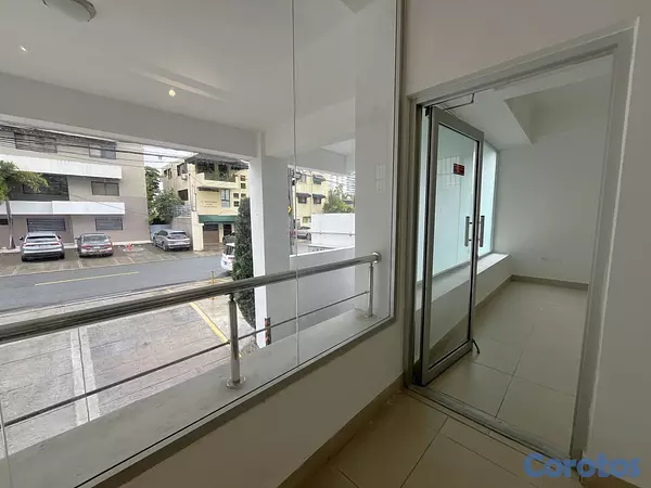 oficinas y locales comerciales - Local Comercial en Alquiler en NACO de 44m2 – Prim 6