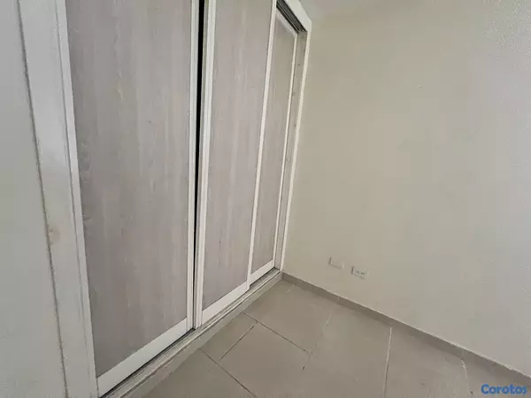 apartamentos - venta de apartamento 2do piso en la autopista de san Isidro Santo Domingo este  10