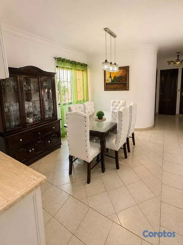 apartamentos - APARTAMENTO EN VENTA ALMA ROSA I, 3ER NIVEL CON 2  6