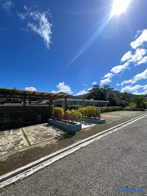 solares y terrenos - venta solar en proyecto casa de campo El Colibri, Piedra Blanca Jarabacoa.  5