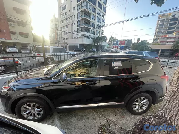 jeepetas y camionetas - Hyundai Santa Fe SE 2020 2