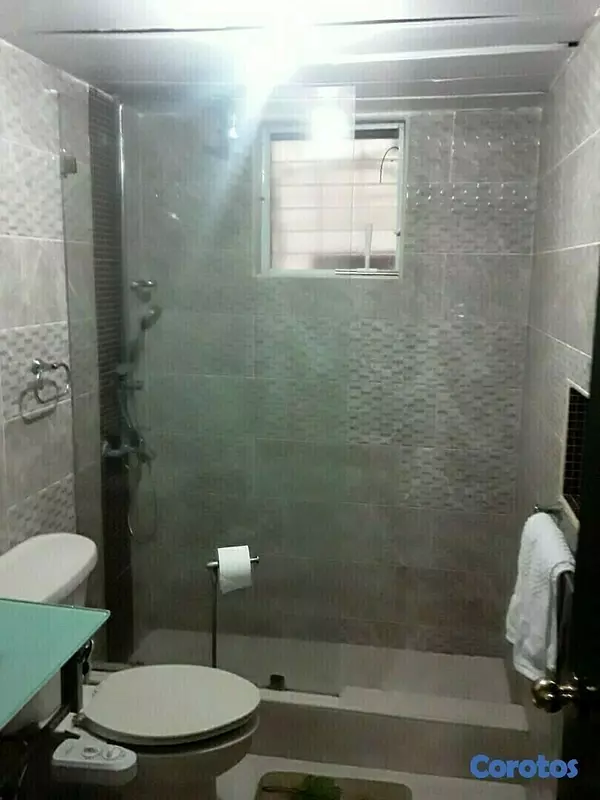 apartamentos - Habitacion compartida, amueblado,cama abanico, wifi, aire ac.  $ 15 US 6