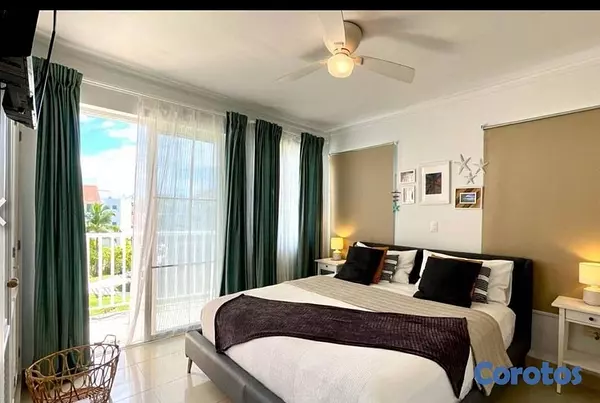 penthouses - Oceanview 4-Bedroom Penthouse with Private Beach in Bávaro 4