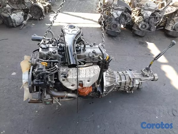 accesorios para vehiculos - Se vende motor Toyota 22R completo — reconocido por su durabilidad y rendimiento 3